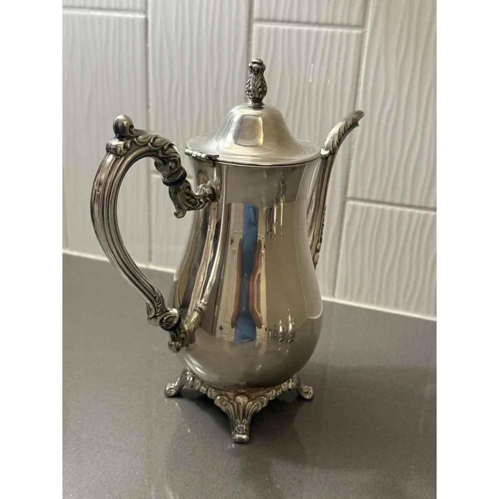 Oneida beautiful vintage
